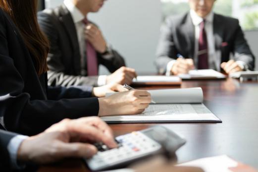 Maître BIENVENU vous accompagne dans vos contentieux commerciaux Maître BIENVENU vous accompagne dans vos contentieux commerciaux